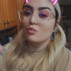 Meet your Posher, Alondra